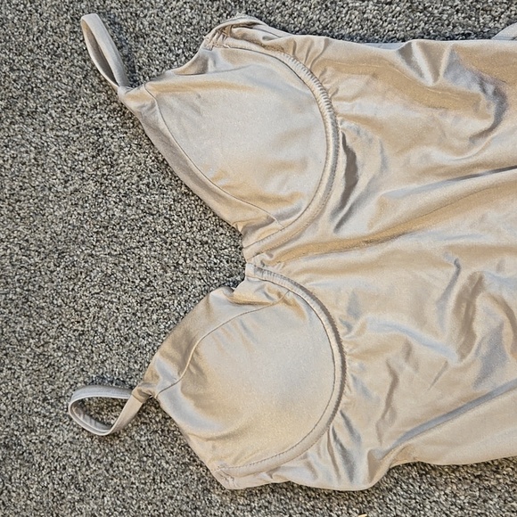 NWT Good American Women Show OffElegant One Piece Bodysuit Swim Sz 2/M Mink - Picture 5 of 9